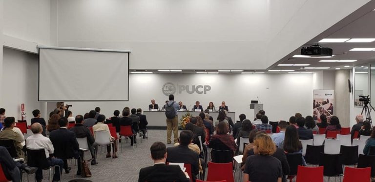 Conferencia: “Control de Concentraciones empresariales: ¿Estado Facilitador y vigilante de la libre competencia?”