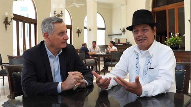 Diálogo con Pedro de la Cruz, parlamentario andino de Ecuador