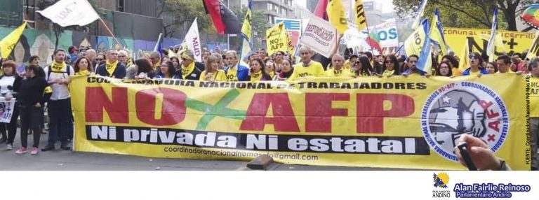EN CHILE PROTESTAN CONTRA LA AFP Y EXIGEN NUEVO SISTEMA DE PENSIONES